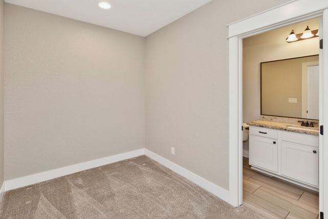 1621 Lyndale Drive, Polk City, IA 50226