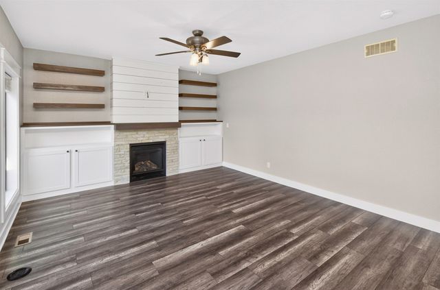 1621 Lyndale Drive, Polk City, IA 50226