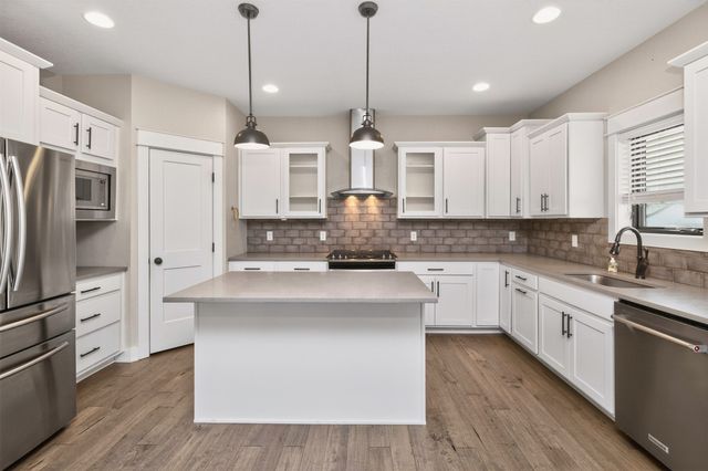 1621 Lyndale Drive, Polk City, IA 50226