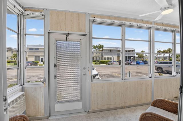 436 BRITTANY J Drive 436, Delray Beach, FL 33446