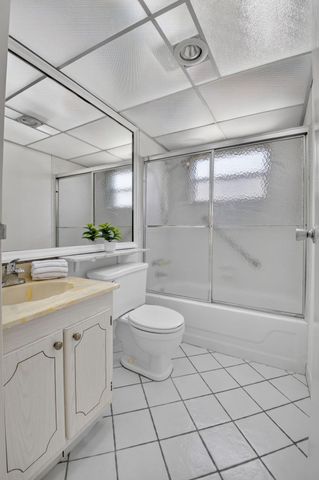 436 BRITTANY J Drive 436, Delray Beach, FL 33446
