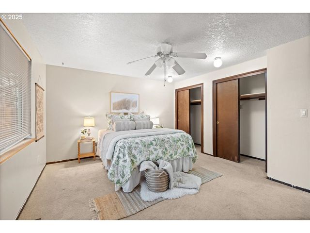 253 S TARRYBROOKE Cir, Cornelius, OR 97113