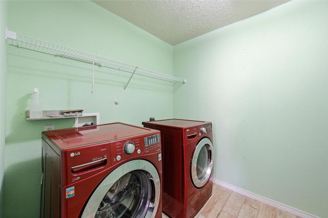 8108 Abbey Glen Court, Arlington, TX 76002