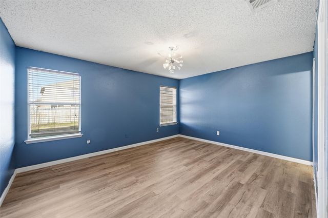 8108 Abbey Glen Court, Arlington, TX 76002