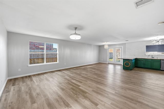 8108 Abbey Glen Court, Arlington, TX 76002