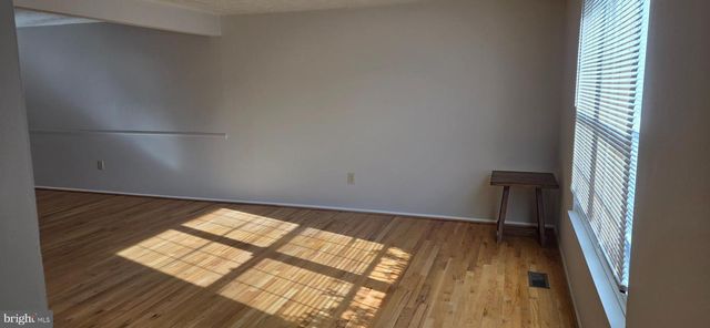 10129 PEANUT MILL DR, Gaithersburg, MD 20882