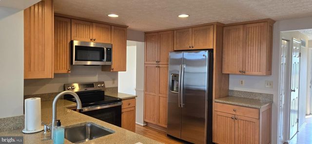 10129 PEANUT MILL DR, Gaithersburg, MD 20882