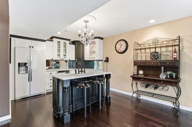 16768 Draft Horse Boulevard, Lakeville, MN 55044