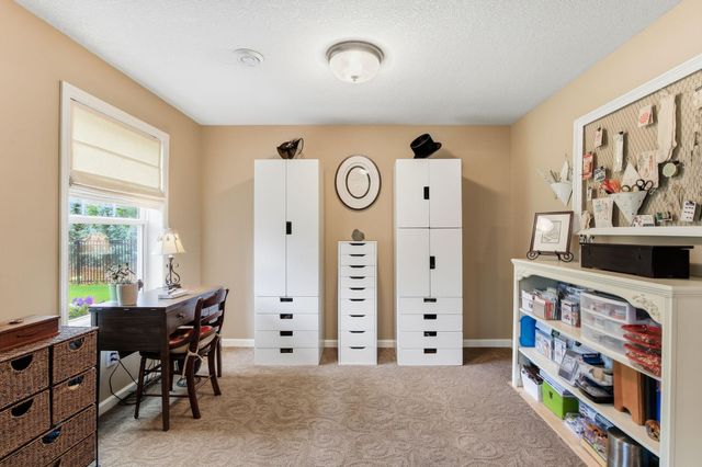 16768 Draft Horse Boulevard, Lakeville, MN 55044