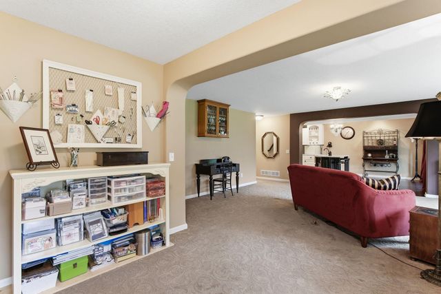 16768 Draft Horse Boulevard, Lakeville, MN 55044