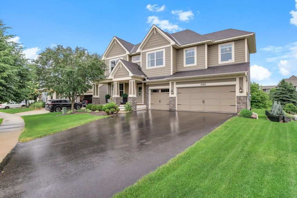 16768 Draft Horse Boulevard, Lakeville, MN 55044