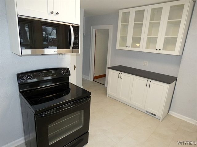 1041 92nd Street, Niagara Falls, NY 14304