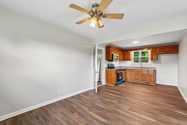 375 Spring Valley Dr, Mount Juliet, TN 37122