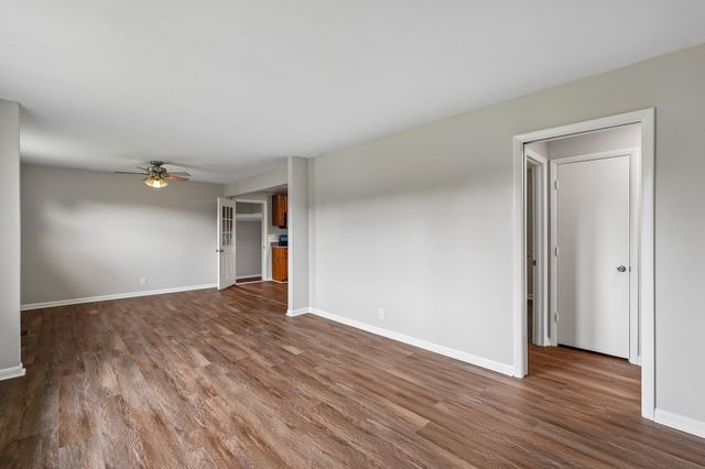 375 Spring Valley Dr, Mount Juliet, TN 37122