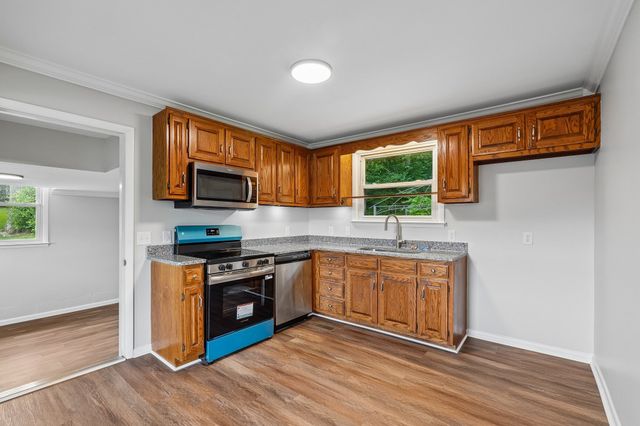375 Spring Valley Dr, Mount Juliet, TN 37122