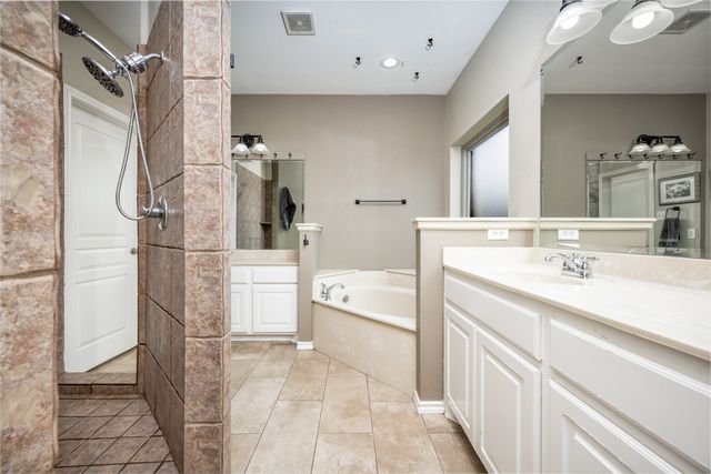 7860 Valley Ridge Drive, Northlake, TX 76247