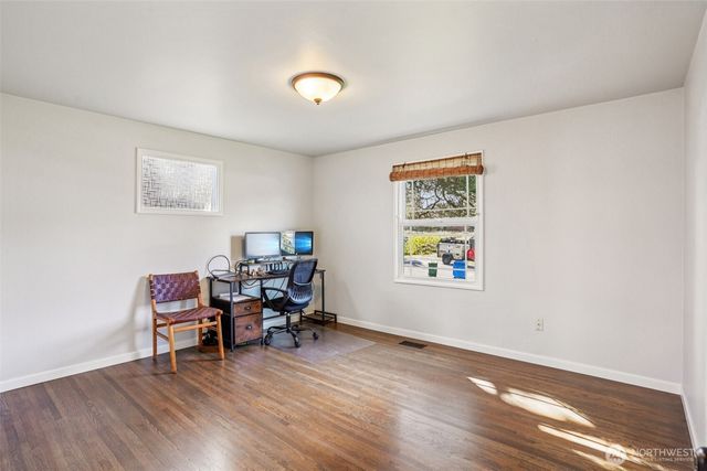 919 S 74th Street, Tacoma, WA 98408