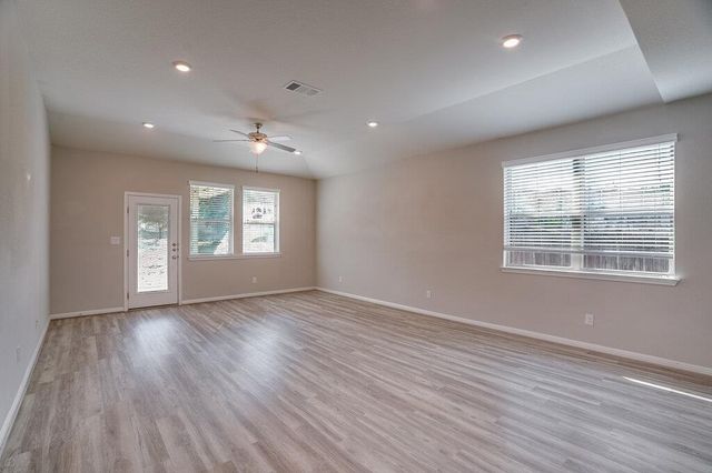 2040 Hat Bender LOOP, Round Rock, TX 78664