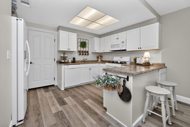 375 Susan Ct., Lincoln, CA 95648