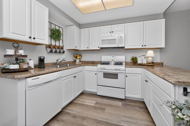 375 Susan Ct., Lincoln, CA 95648