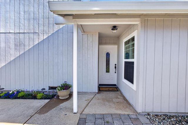 375 Susan Ct., Lincoln, CA 95648