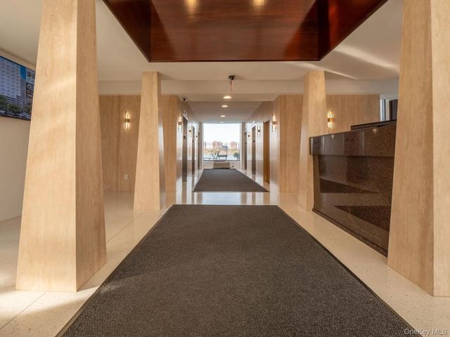2540 Shore Boulevard 20N, Astoria, NY 11102
