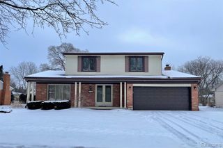 4886 Hubbard Drive, Troy, MI 48085
