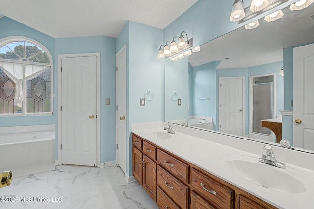 4695 Bell Ridge Cove, Olive Branch, MS 38654