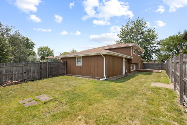 8456 170th Place, Tinley Park, IL 60487