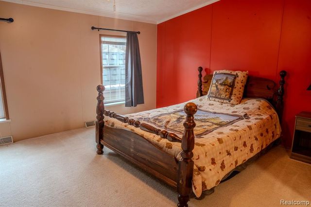 13480 Denver Drive, Hartland, MI 48353