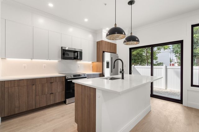 228 Washington Street 2, Boston, MA 02135