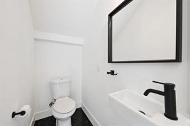 504 Normandy ST A, Austin, TX 78745