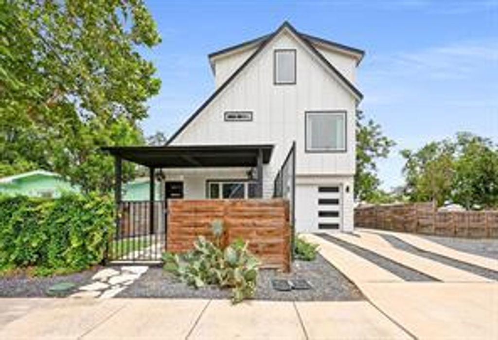 504 Normandy ST A, Austin, TX 78745