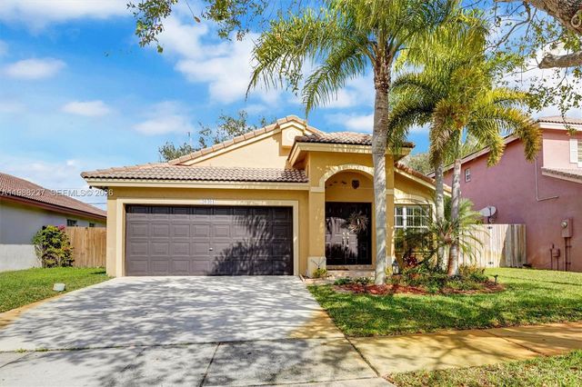 20401 SW 1st St, Pembroke Pines, FL 33029