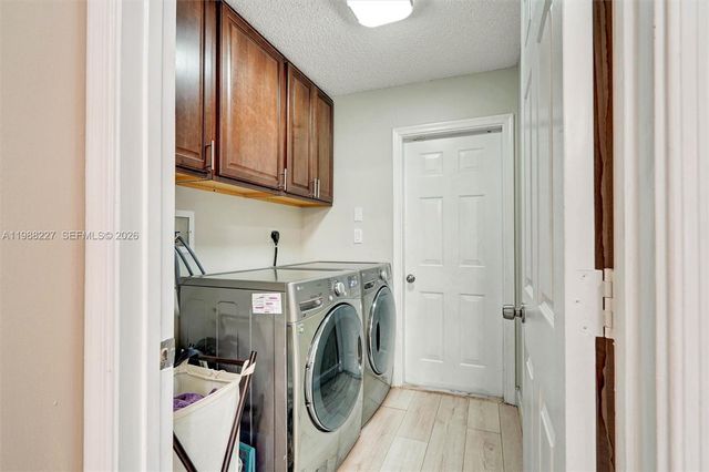 20401 SW 1st St, Pembroke Pines, FL 33029