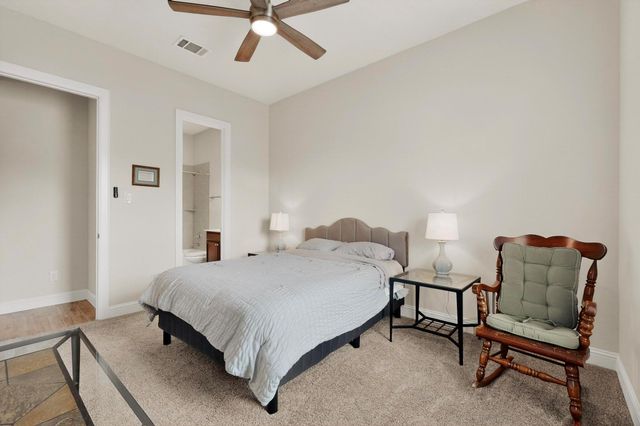 173 Double Eagle Ranch DR, Cedar Creek, TX 78612