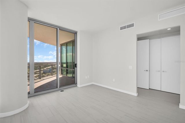 400 CENTRAL AVENUE 3401, St Petersburg, FL 33701