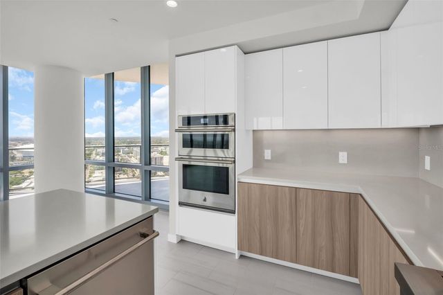 400 CENTRAL AVENUE 3401, St Petersburg, FL 33701