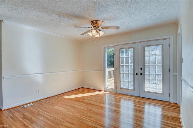 3817 Colonial PW, Virginia Beach, VA 23452