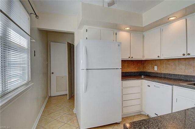 3817 Colonial PW, Virginia Beach, VA 23452