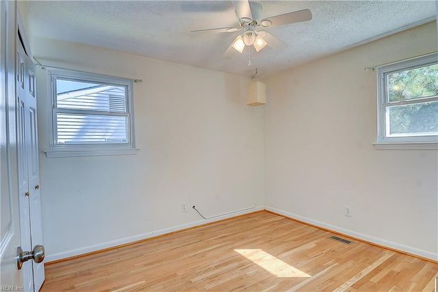 3817 Colonial PW, Virginia Beach, VA 23452