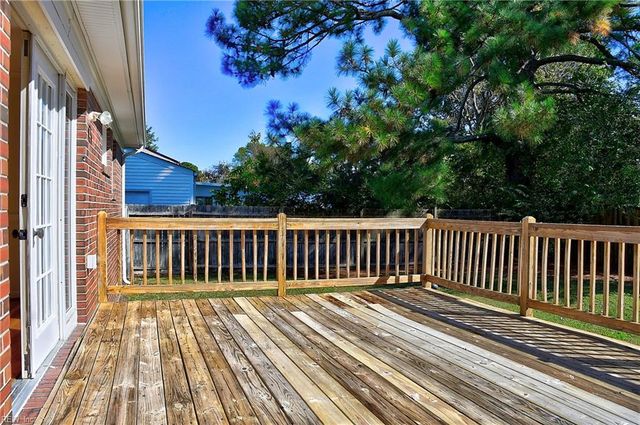 3817 Colonial PW, Virginia Beach, VA 23452