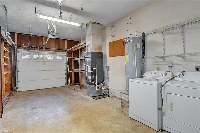 3817 Colonial PW, Virginia Beach, VA 23452