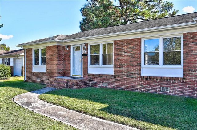 3817 Colonial PW, Virginia Beach, VA 23452