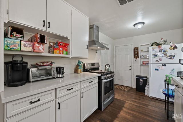 340 Western Drive, Bakersfield, CA 93309