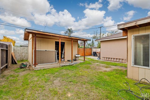 340 Western Drive, Bakersfield, CA 93309