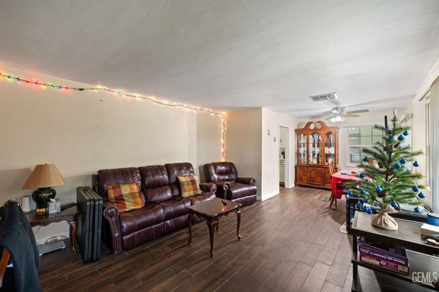 340 Western Drive, Bakersfield, CA 93309