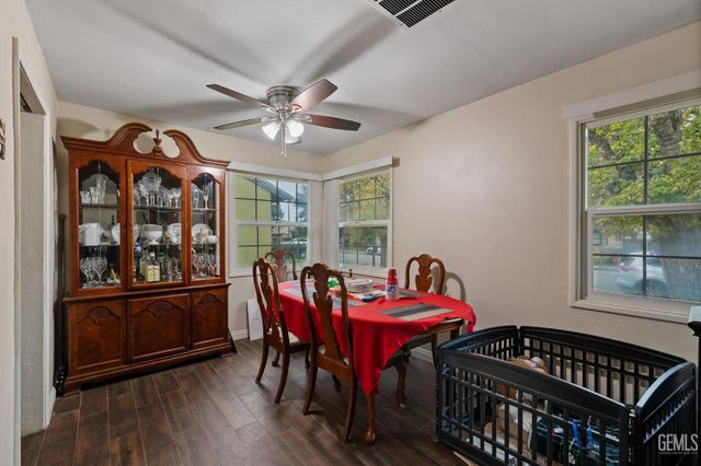 340 Western Drive, Bakersfield, CA 93309