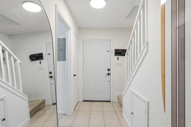 208 Cloverdale Boulevard UNIT 8, Fort Walton Beach, FL 32547