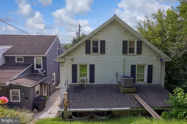 420 E MARKET ST, Marietta, PA 17547